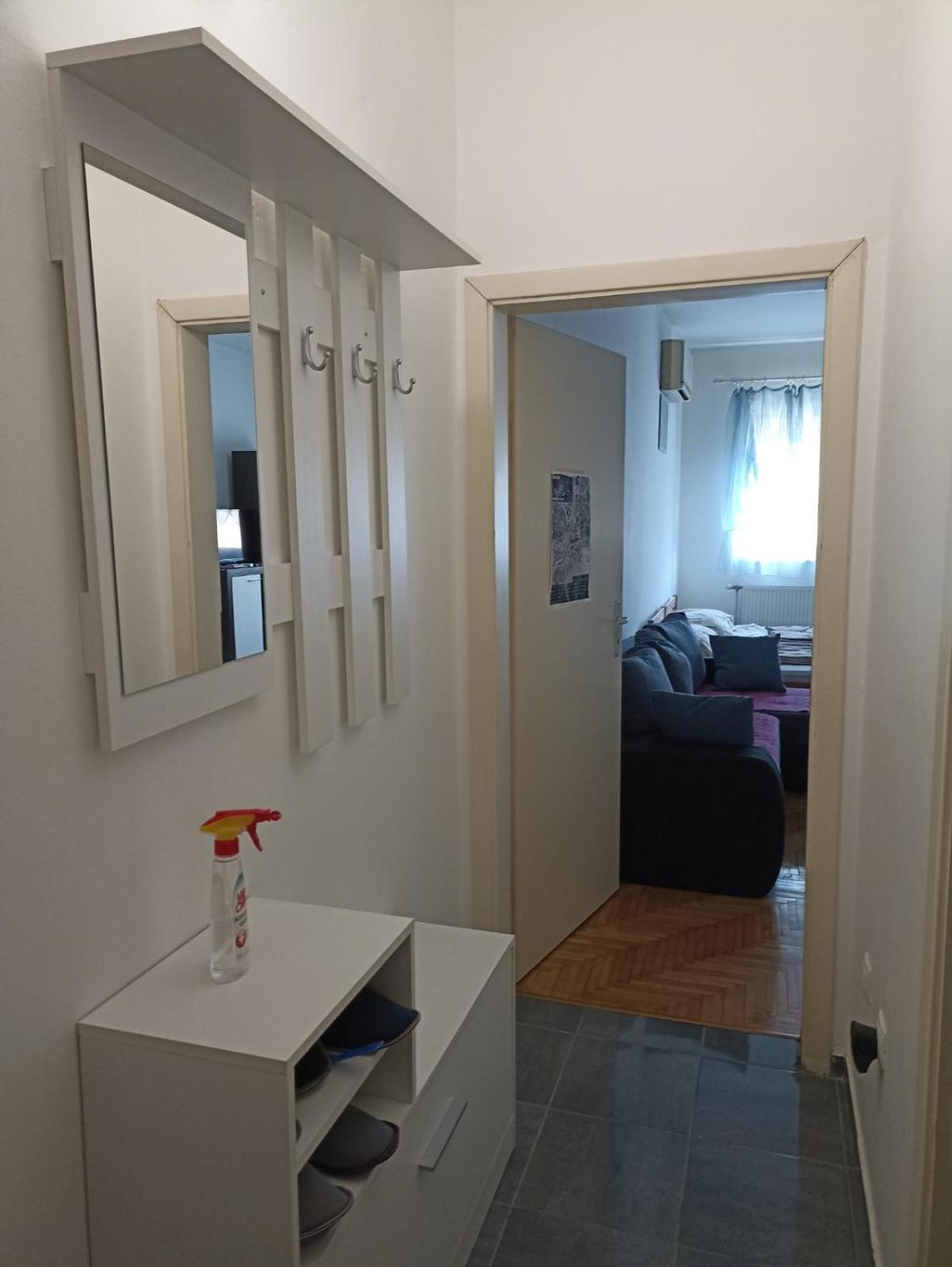 Apartments Tepic บันยาลูกา ภายนอก รูปภาพ