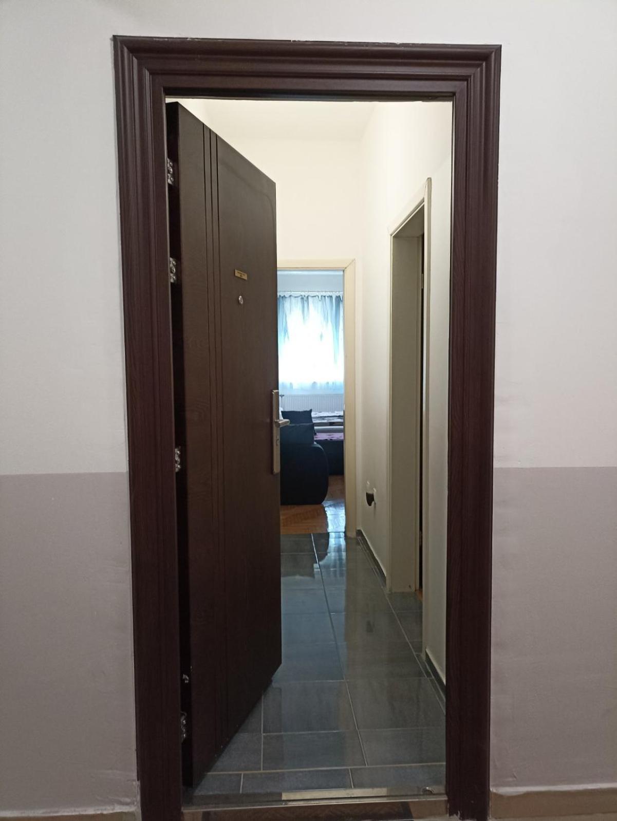 Apartments Tepic บันยาลูกา ภายนอก รูปภาพ