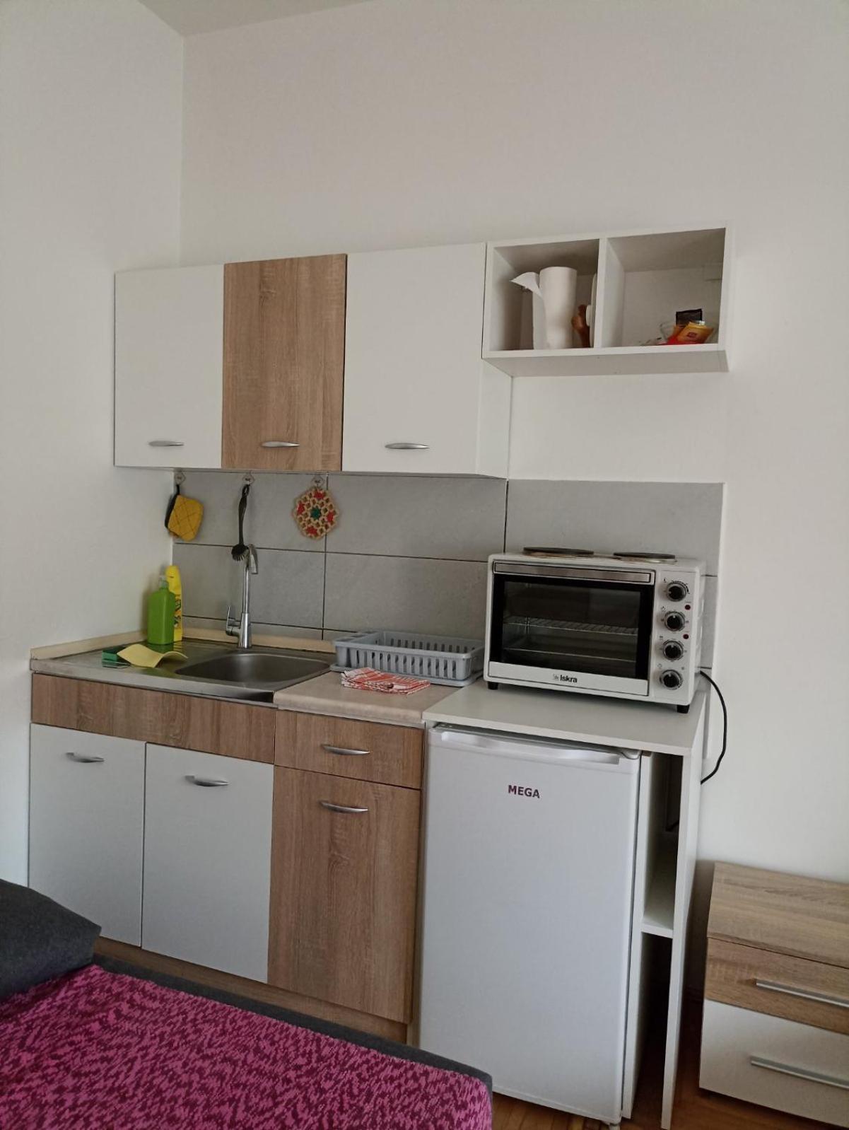 Apartments Tepic บันยาลูกา ภายนอก รูปภาพ