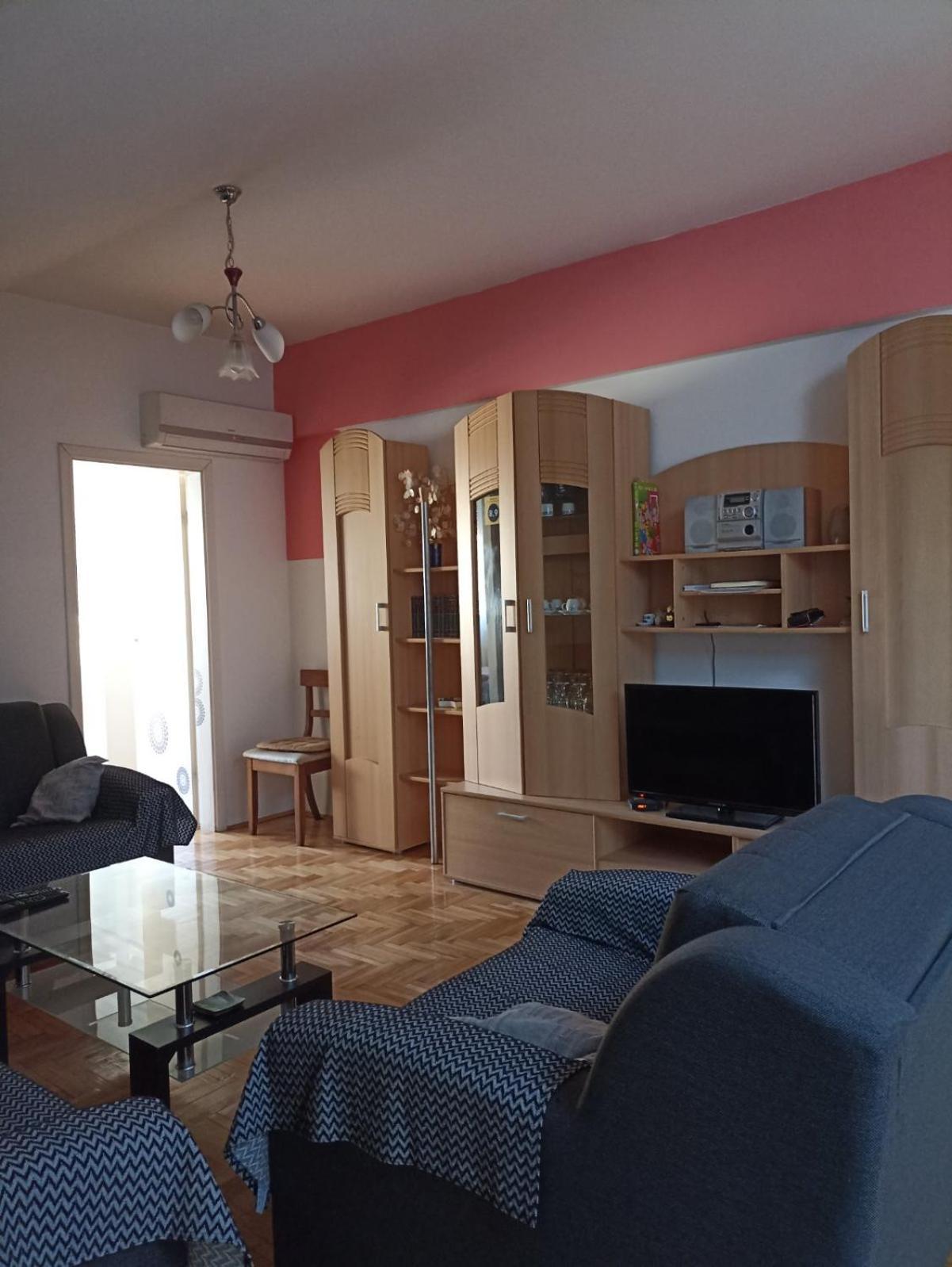 Apartments Tepic บันยาลูกา ภายนอก รูปภาพ