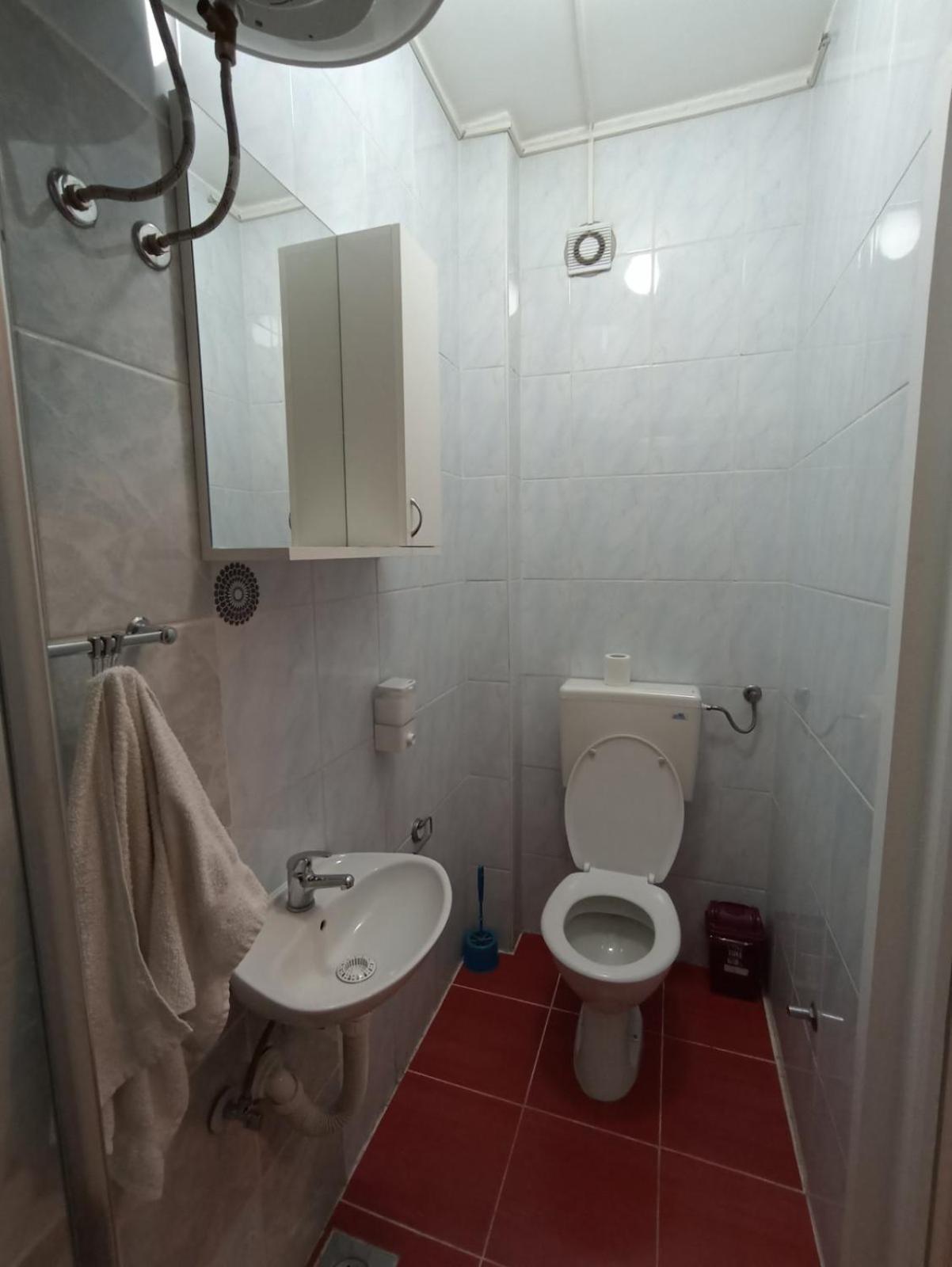 Apartments Tepic บันยาลูกา ภายนอก รูปภาพ
